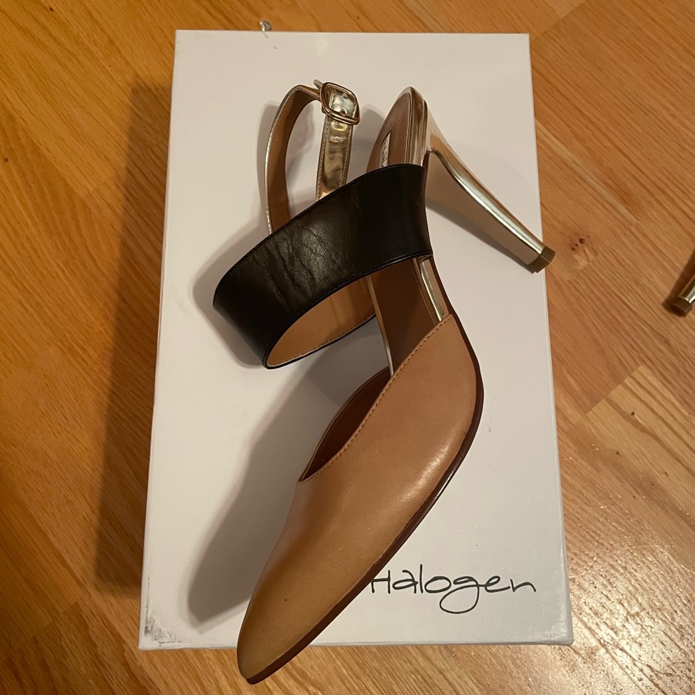 NEVER WORN COLOR-BLOCK HEELS